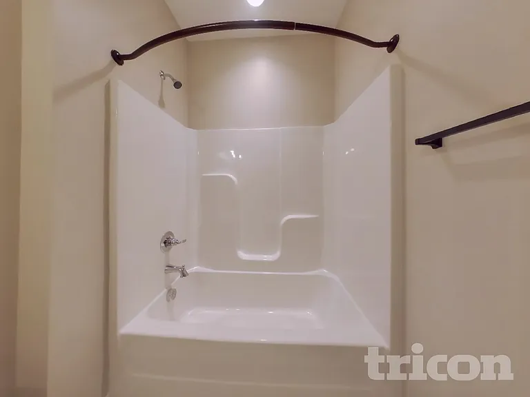 265 Bexley Way — Photo 14