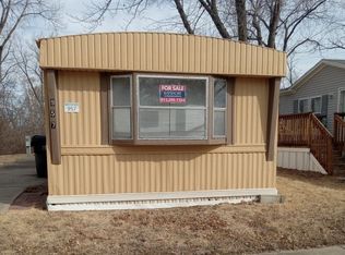 957 S 72nd Ter, Kansas City, KS 66111