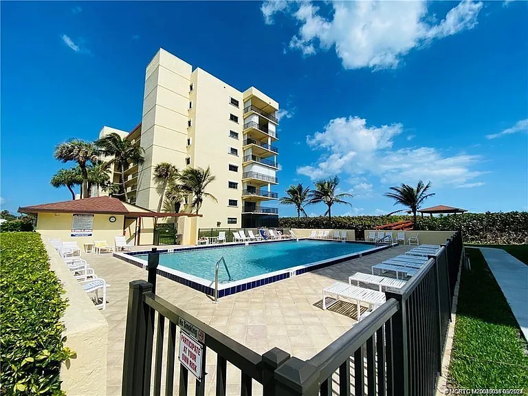 7430 S Ocean Dr — Photo 50