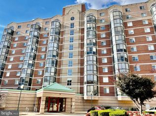24 Courthouse Sq APT 509, Rockville, MD 20850