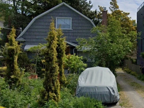 5548 27th Avenue NE #A, Seattle, WA 98105