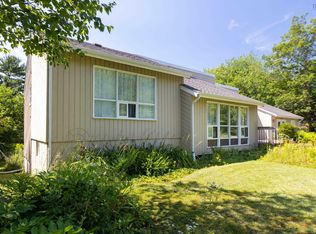 5 Pacific Ave, Cole Harbour, NS B2Z1C3