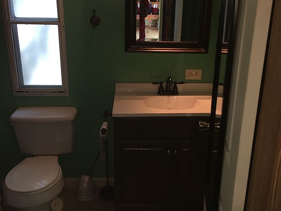 4th image of 3739 Lee Hill Village Cir