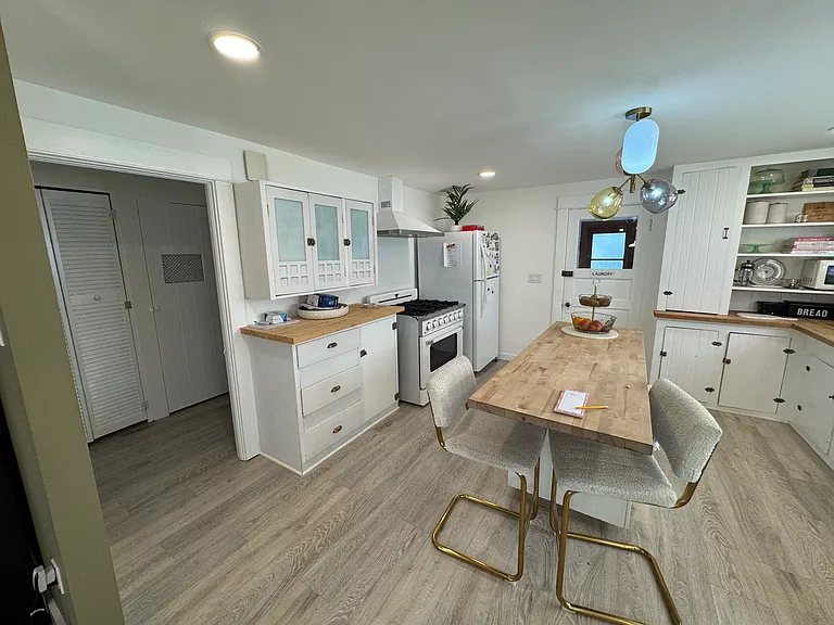 465 S Olive St — Photo 19