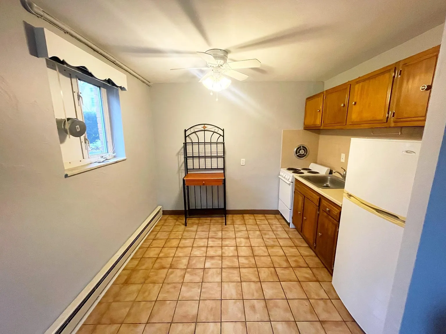 Studio, 400 sqft, $725 — Photo 4