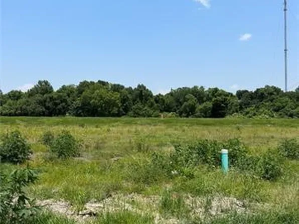 123 Holmes Blvd, Gretna, LA 70056