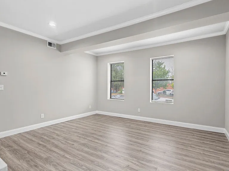 1200 Allen Ave — Photo 8