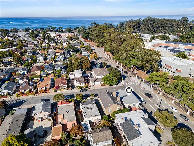 514 Sloat Ave — Photo 11