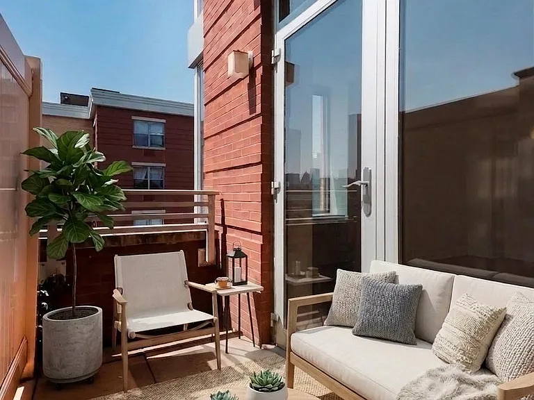 454 Manhattan Ave #7M — Photo 1
