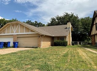 2208 W Galveston St, Broken Arrow, OK 74012
