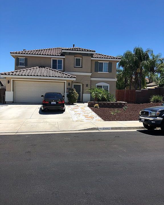1st image of 33082 Aquamarine Cir