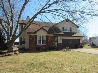 612 Woodgate St, Farmington, MO 63640