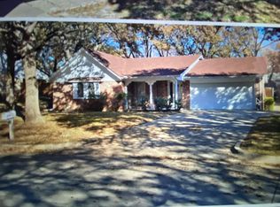 2409 York Minster Ct, Arlington, TX 76006