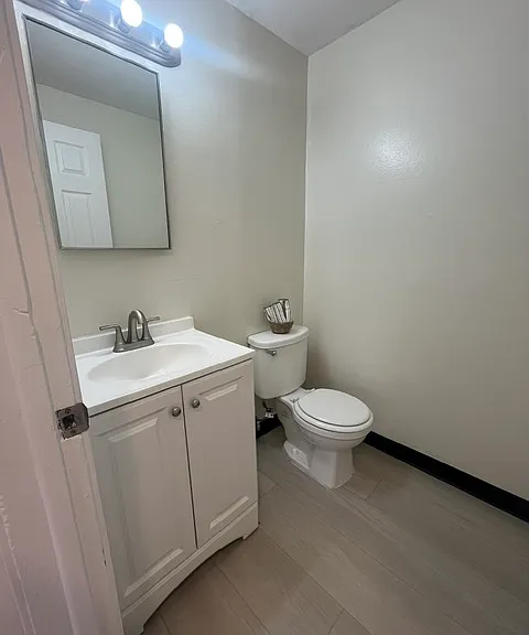 Orchard Glen Apartments — Photo 76