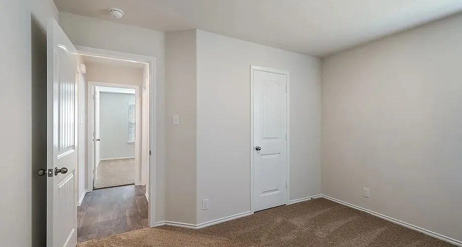 9546 Ranch Loop — Photo 2