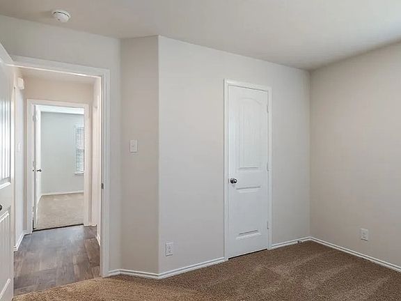 2nd image of 9546 Ranch Loop