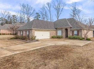 114 Trailbridge Way, Canton, MS 39046