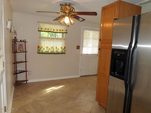 3rd image of 307 Madeira Dr