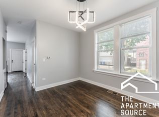 1922 N Wilmot Ave APT 1R, Chicago, IL 60647