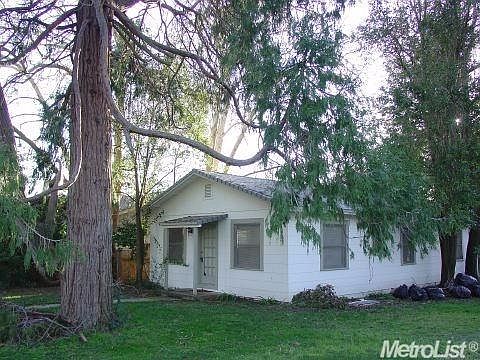 1st image of 7353 Leonard Ave