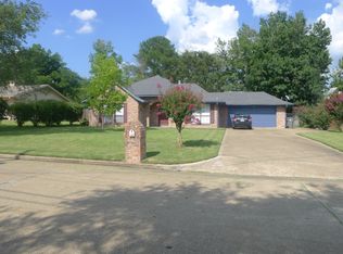 104 August Ln, Lufkin, TX 75904