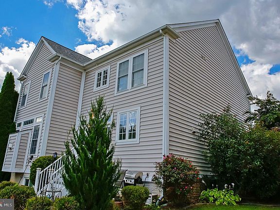 3rd image of 2705 Bill Dorsey Blvd