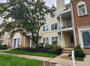 198 Jennifer Ct, Levittown, PA 19057