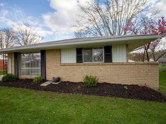 4th image of 2521 Birch Dr