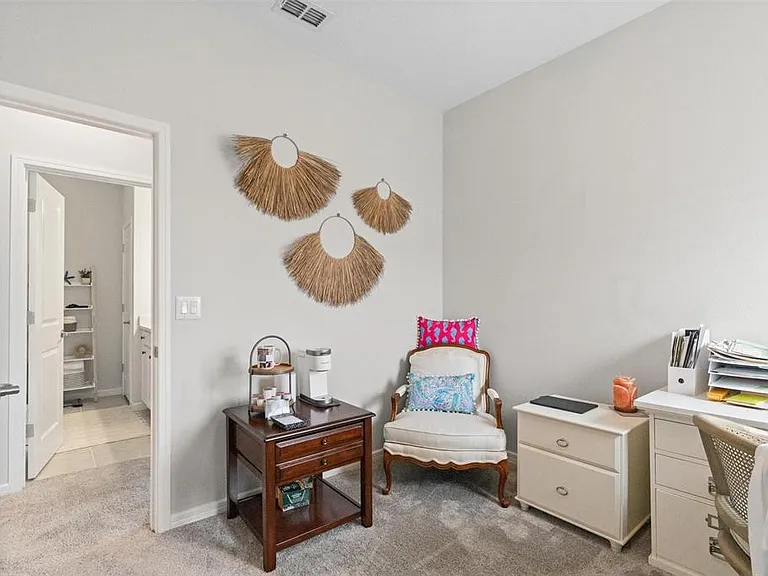 351 Surfside Ave NE — Photo 32