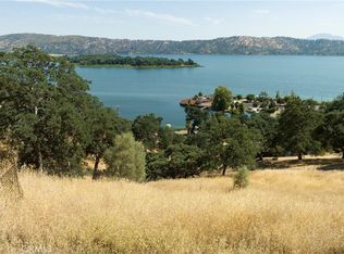 12039 Lakeview Dr, Clearlake Oaks, CA 95423