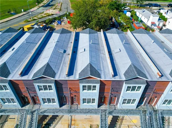 160 Bay 53rd Street image 4 of 25