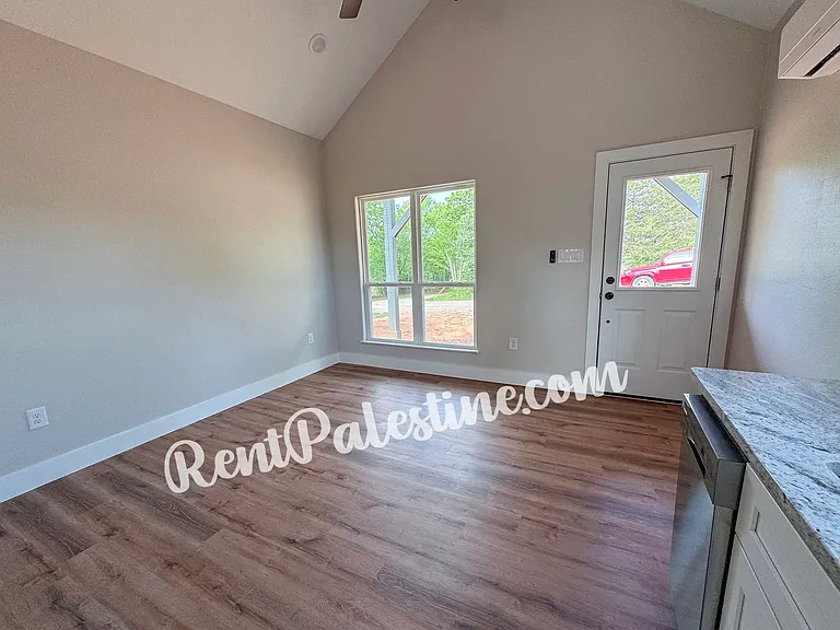 225 Private Road 8835 — Photo 11