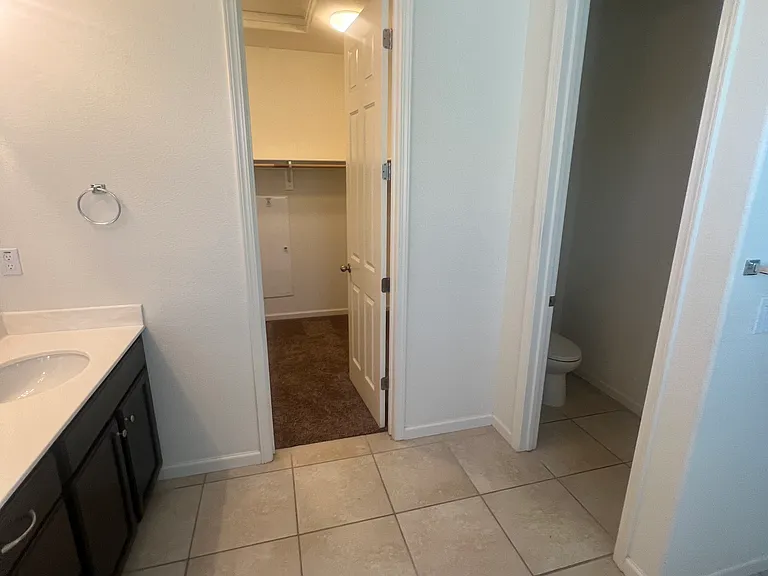 155 W Ladd Dr — Photo 24
