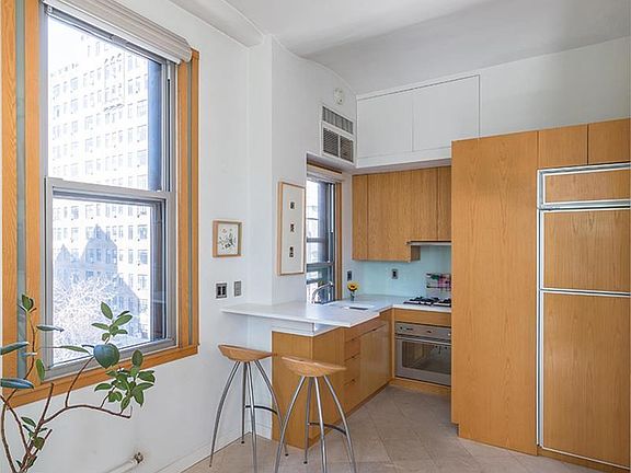 4th image of 1 Sheridan Sq APT 5D