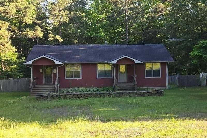 1st image of 1305 Baker Lake Rd