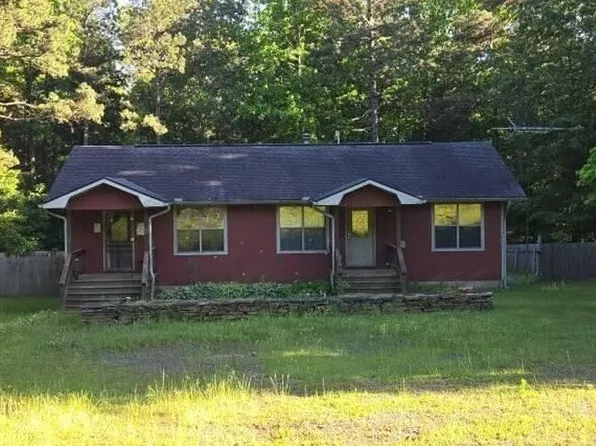 1305 Baker Lake Rd, Clinton, AR 72031
