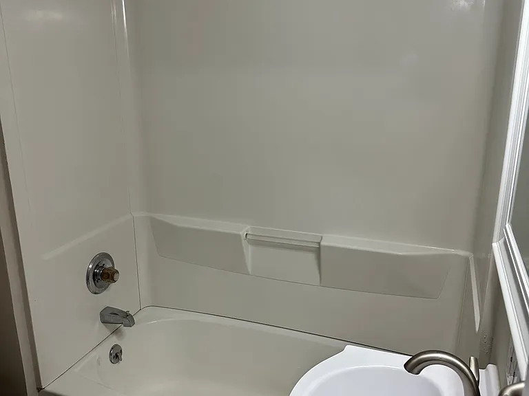 123 W Water St #1 — Photo 3
