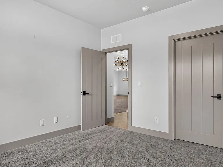 6063 W Baron St — Photo 43
