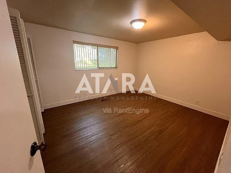 2141 S 2060 E — Photo 19