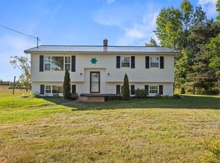 508 Village Green Rd, Bedford Parish, PE C1B3T9