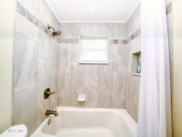 2517 Palm Ave — Photo 26