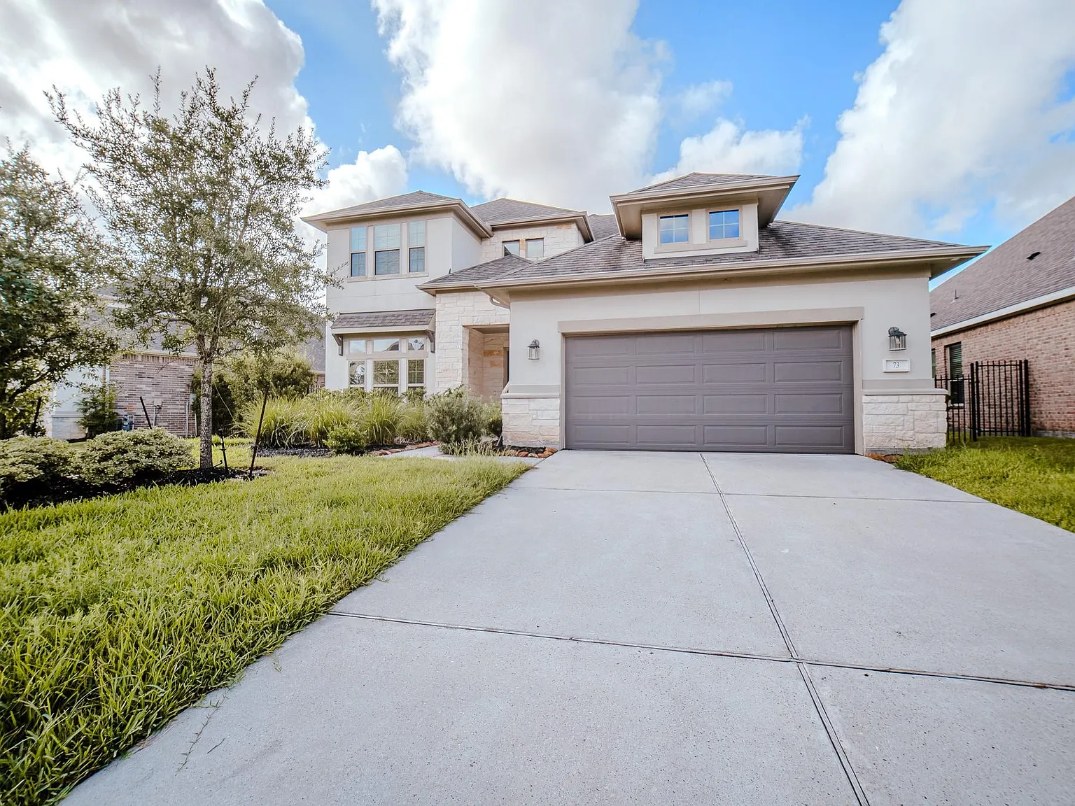 4 bed, 3.5 bath, 3276 sqft, $5,700 — Photo 1