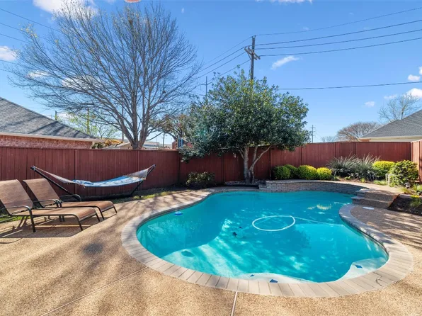 904 Valley View Dr, Lewisville, TX 75067
