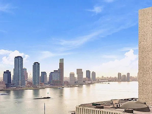 845 United Nations Plaza image 1 of 11