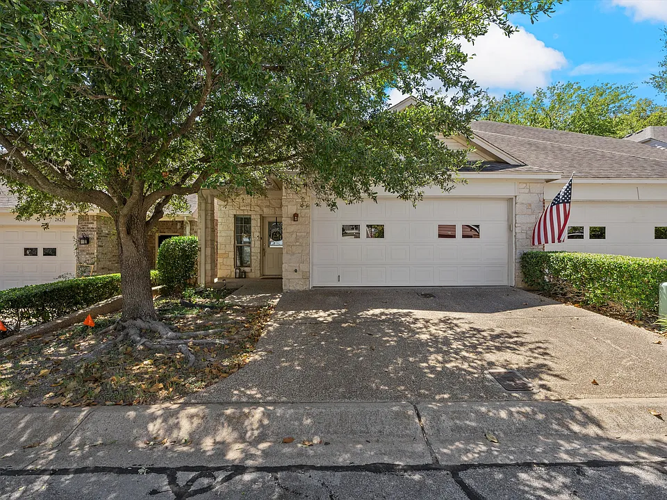 2823 Savannah Ct