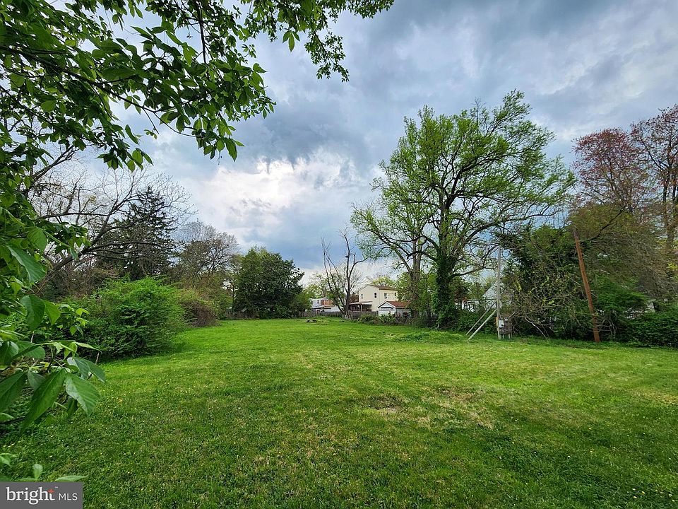 2nd image of 6422 Taylor Rd