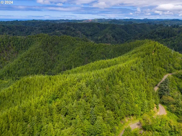 Criteser Loop, Toledo, OR 97391