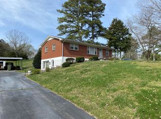 195 Simms St, Lawrenceburg, TN 38464