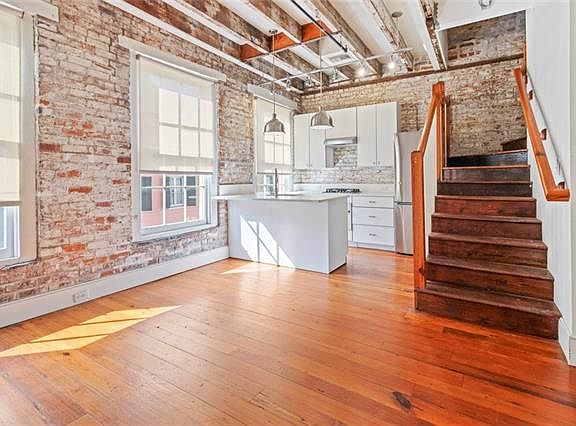 4th image of 513 Conti St #C