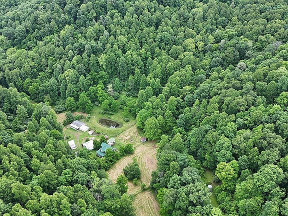 2nd image of 286 Pheasant Dr
